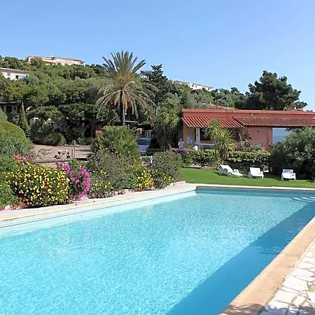 Les De Figha Hotel *