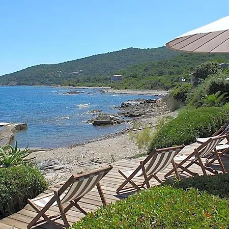 Les De Figha Hotel
